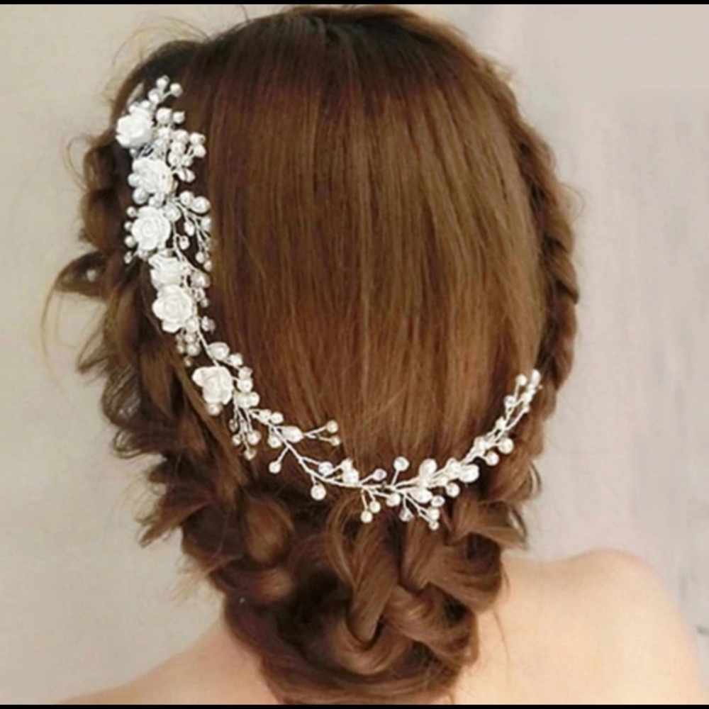 Bridal Faux Pearl Head Jewelry Piece